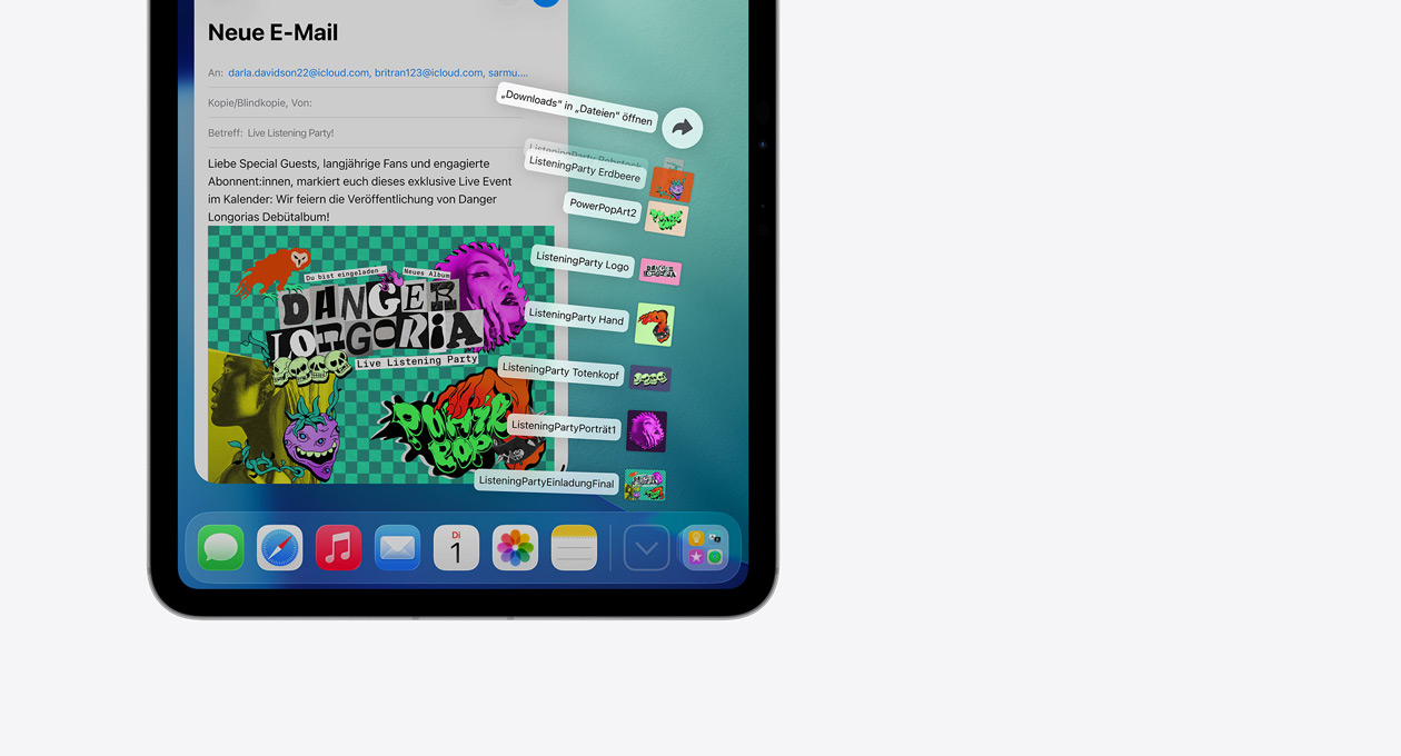 Nahaufnahme der Dock App unten auf einem iPad Display mit einer Reihe von Dateien, die nach oben ausfächern
