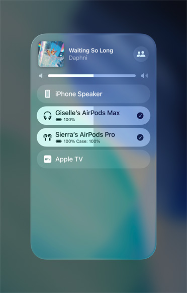 Layar AirPlay di iPhone menunjukkan cara mudah berbagi streaming audio antara dua set AirPods