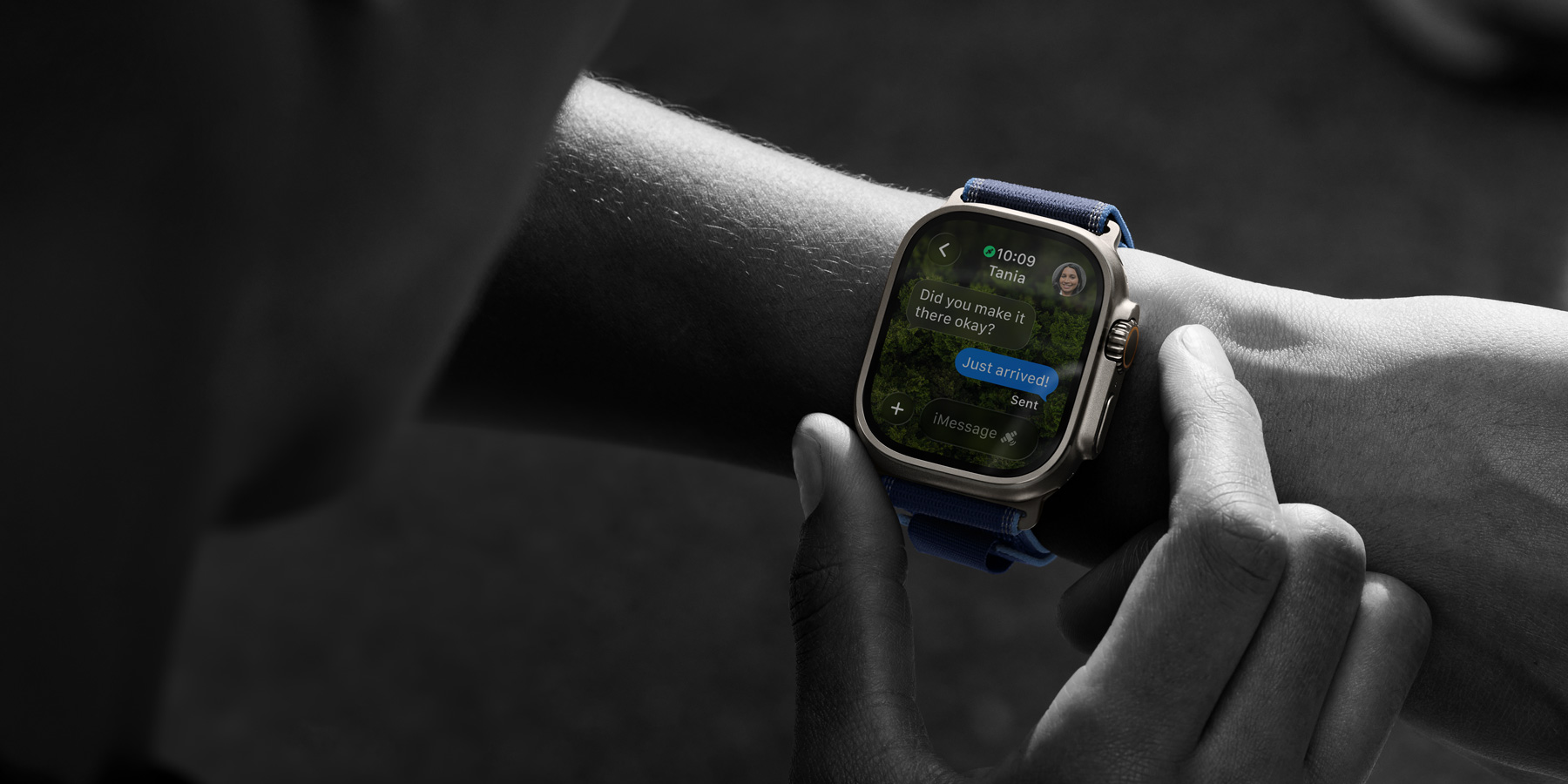 A person reads text in Messages on Apple Watch Ultra 3