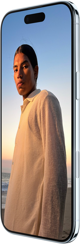 iPhone Air, achterkant, kleur Hemelsblauw, Fusion Hoofdcamerasysteem in plateau aan de bovenkant