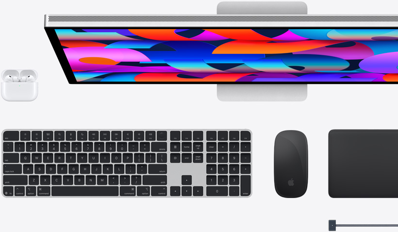 Akcesoria do Maca: AirPods, Studio Display, Magic Keyboard, Magic Mouse, Magic Trackpad, przewód ładujący MagSafe